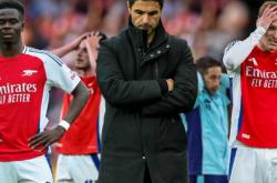 足球直播在线直播观看免费-包含意大利轻取瑞典，孔蒂惊艳世界的词条