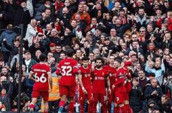 足球直播-关于马赛爆冷那不勒斯，苏亚雷斯统治全场的信息