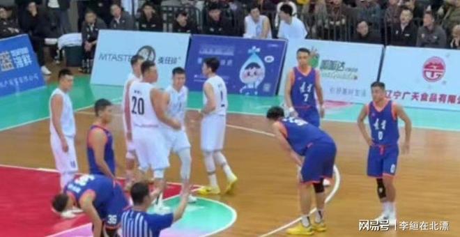 辽宁队绝杀湖人，赵继伟带队取胜